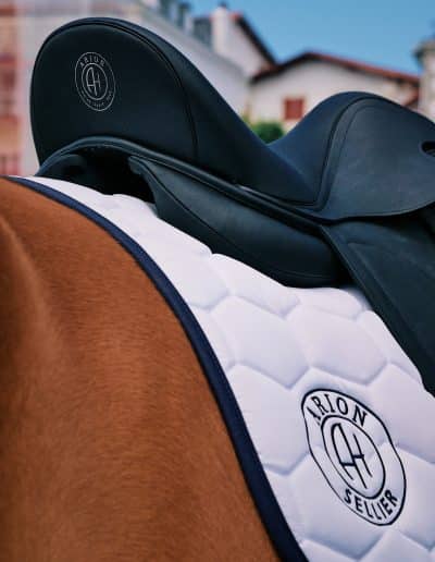 Selle de dressage sur-mesure